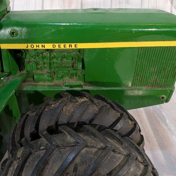 ERTL John Deere Articulated 8650 (?) 4-Wheel Drive Tractor W/Duals 1/16 Vintage - Picture 7 of 16